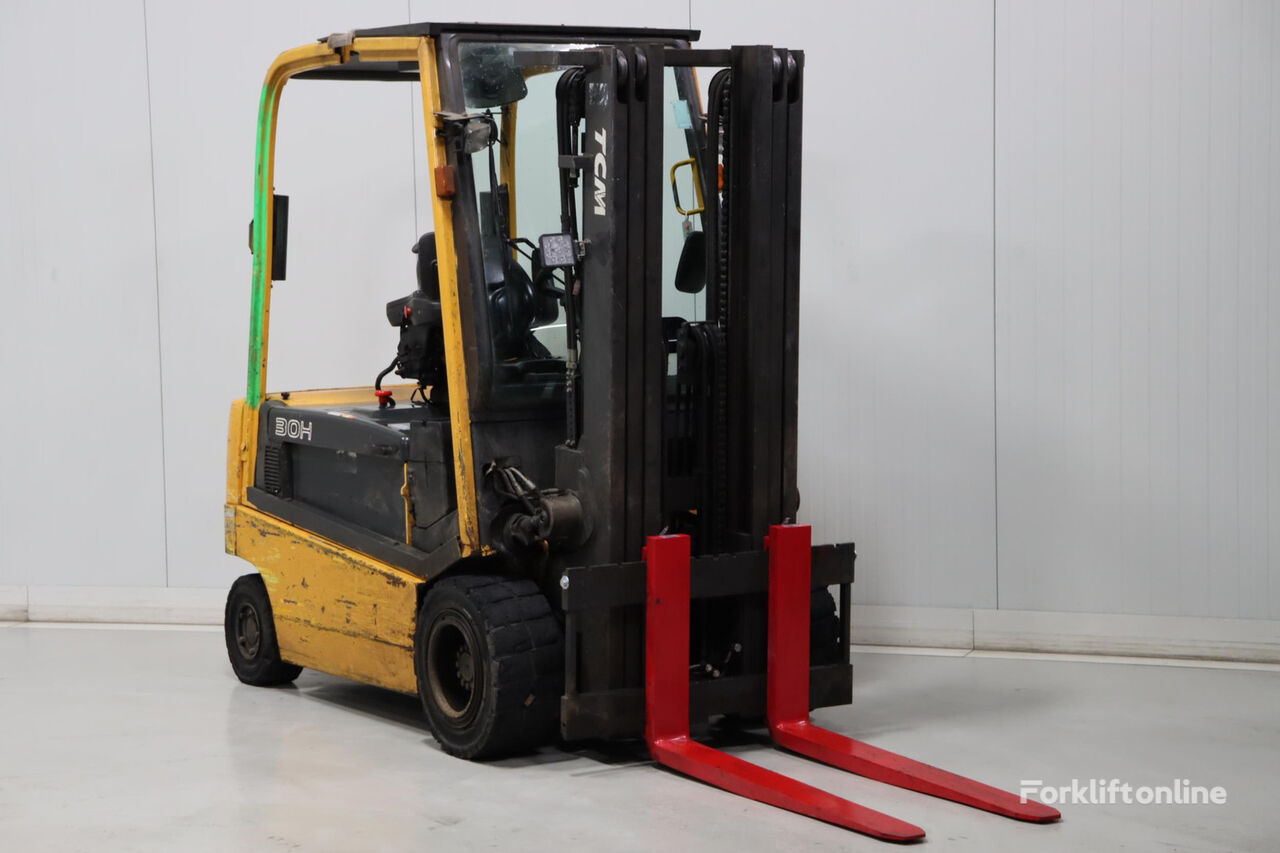 UniCarriers G1Q2L30H electric forklift