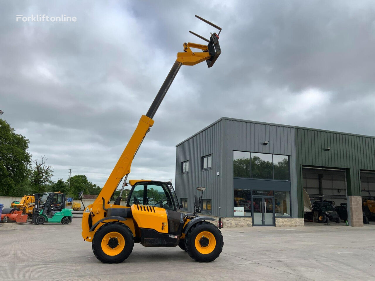 JCB 531-70 telehandler